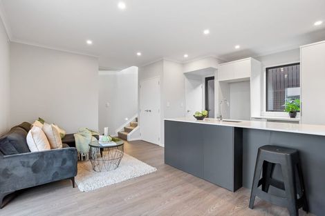 Photo of property in 12 Hema Road, Hobsonville, Auckland, 0616