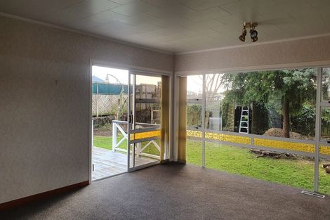 Photo of property in 21 Havelock Place, Blagdon, New Plymouth, 4310