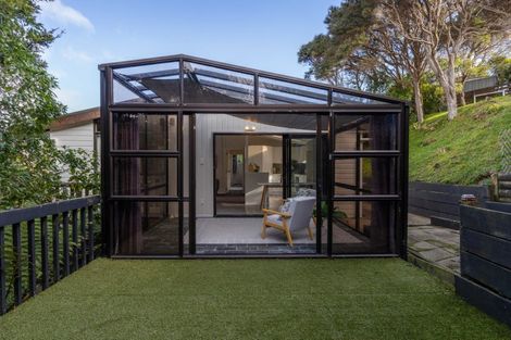 Photo of property in 25 Solander Place, Whitby, Porirua, 5024