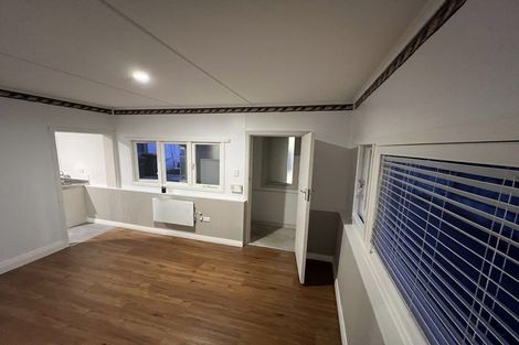 Photo of property in 6 Brighton Terrace, Murrays Bay, Auckland, 0630