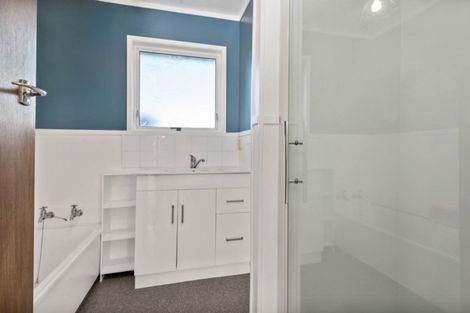 Photo of property in 8 Browning Crescent, Owhata, Rotorua, 3010