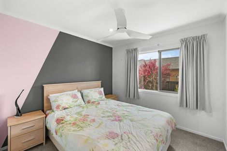 Photo of property in 16 Kedge Drive, Mangawhai, 0505