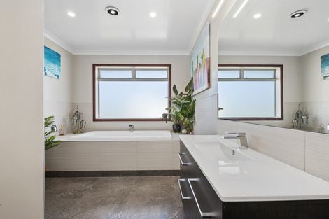 Photo of property in 28/500 Kinloch Road, Kinloch, Taupo, 3377