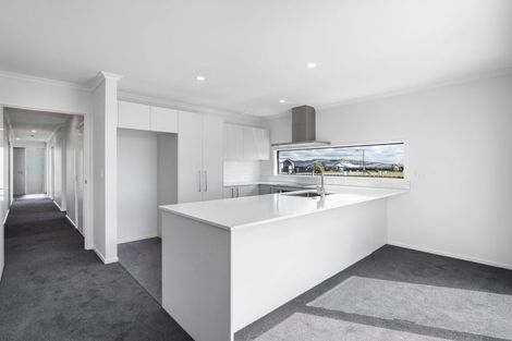 Photo of property in 41 Monaro Place, Papamoa, 3118