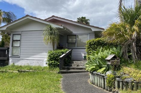 Photo of property in 52 Tamahere Drive, Glenfield, Auckland, 0629