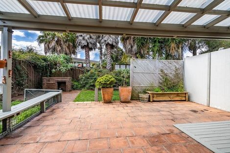 Photo of property in 44 Patts Avenue, Glendene, Auckland, 0602