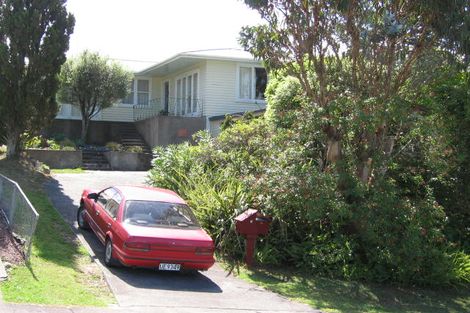 Photo of property in 6 Trojan Crescent, New Lynn, Auckland, 0600