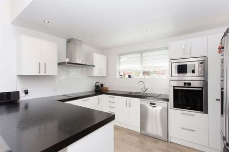 Photo of property in 17 Stackhouse Avenue, Bishopdale, Christchurch, 8053