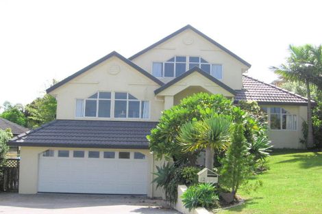Photo of property in 12 Taroka Close, Pinehill, Auckland, 0632