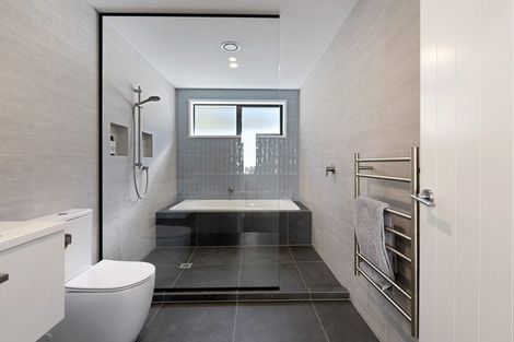 Photo of property in 131 Silverstream Road, Crofton Downs, Wellington, 6035