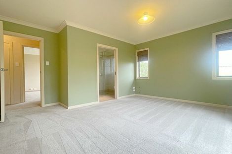 Photo of property in 16a George Laurenson Lane, Mount Roskill, Auckland, 1041