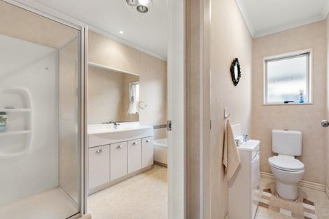 Photo of property in 70 Tuihana Drive, Papamoa Beach, Papamoa, 3118