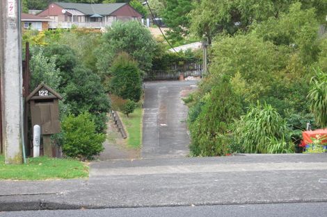 Photo of property in 122 Godley Road, Green Bay, Auckland, 0604