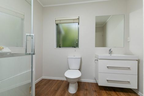 Photo of property in 101 Old Railway Road, Kumeu, 0892