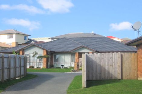 Photo of property in 10 Bibury Avenue, Henderson, Auckland, 0612