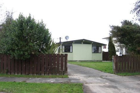 Photo of property in 16 Motuoapa Place, Kelvin Grove, Palmerston North, 4414