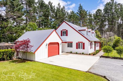 Photo of property in 3251 Paparoa-oakleigh Road, Paparoa, 0571