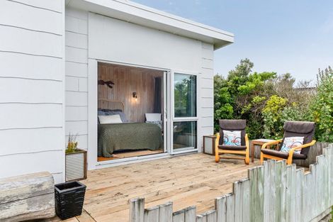 Photo of property in 11 Hector Place, Opunake, 4616