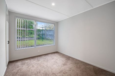 Photo of property in 5 Maori Hut Road, Red Beach, 0932