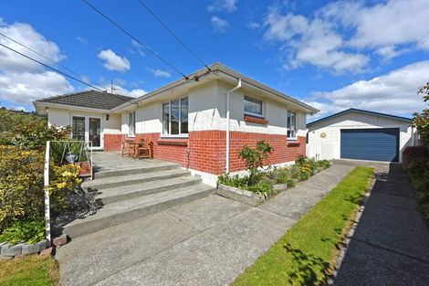 Photo of property in 51 Totara Park Road, Clouston Park, Upper Hutt, 5018