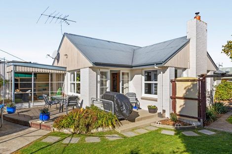 Photo of property in 110a Kippenberger Avenue, Rangiora, 7400
