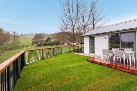 Photo of property in 7 Ella Lane, Green Island, Dunedin, 9018