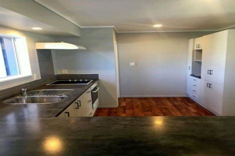 Photo of property in 11 Hatfield Heights, Hatfields Beach, Orewa, 0931