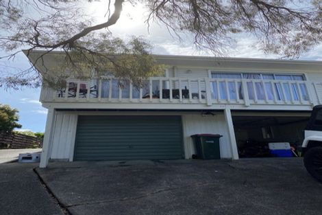 Photo of property in 13 Booralee Avenue, Botany Downs, Auckland, 2010