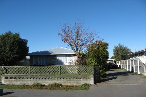 Photo of property in 7 Camelia Place, Islington, Christchurch, 8042