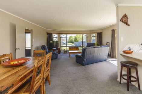 Photo of property in 37 Madison Avenue, Milson, Palmerston North, 4414