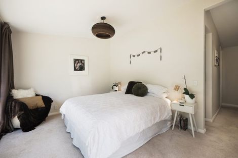 Photo of property in 34 Avro Road, Blue Mountains, Upper Hutt, 5371