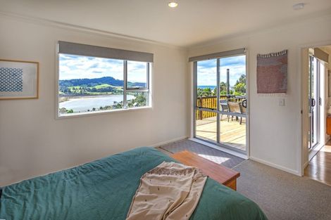 Photo of property in 29 Tairua Heights, Tairua, 3508
