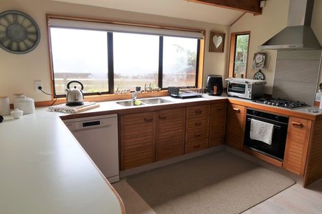 Photo of property in 102 Kanpur Road, Broadmeadows, Wellington, 6035