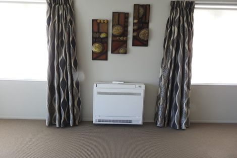 Photo of property in 6 Roore Street, Foxton Beach, Foxton, 4815