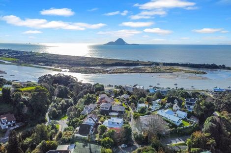Photo of property in 1 Seaview Lane, Whakatane, 3120