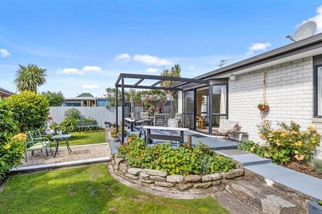 Photo of property in 1a Howe Street, New Brighton, Christchurch, 8083