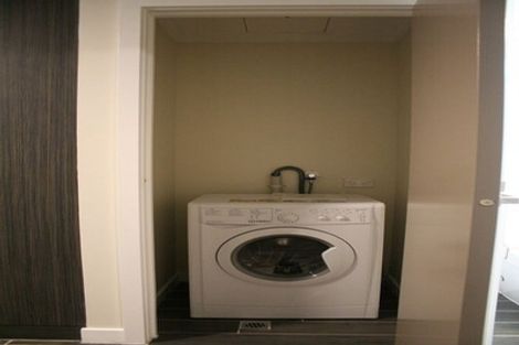 Photo of property in Frame Apartments, 2/111g Molesworth Street, Thorndon, Wellington, 6011