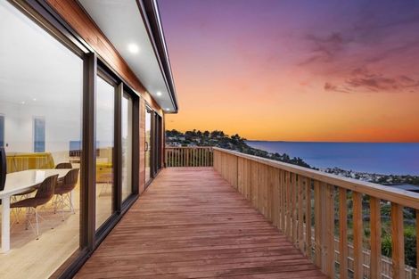 Photo of property in 6 Whiterock Lane, Richmond Hill, Christchurch, 8081