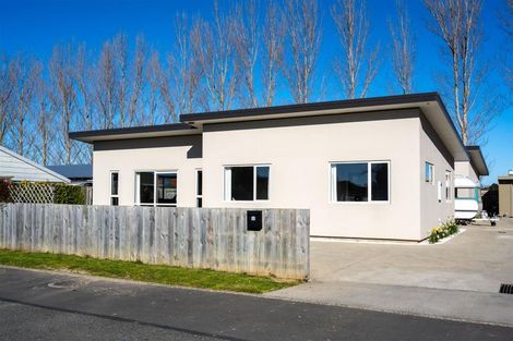 Photo of property in 8a Coppins Place, Motueka, 7120