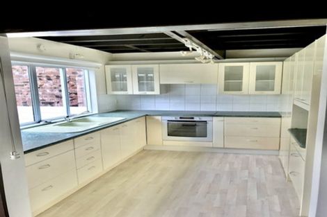 Photo of property in 2/5 Kegworth Place, Browns Bay, Auckland, 0630