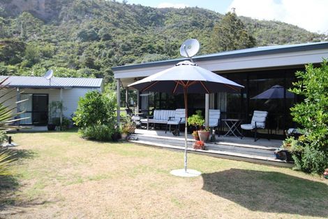 Photo of property in 116 Pinewood Court, Matarangi, Whitianga, 3592