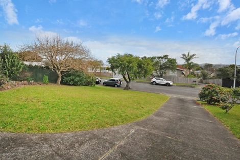 Photo of property in 28 Grassways Avenue, Pakuranga, Auckland, 2010