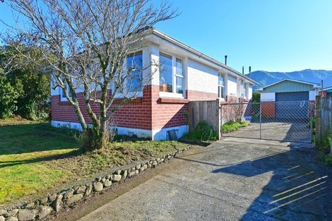 Photo of property in 67 Clouston Park Road, Clouston Park, Upper Hutt, 5018