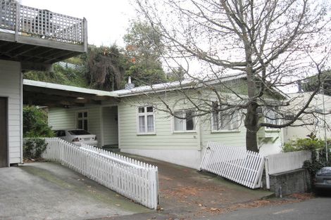 Photo of property in 11 Goldsmith Road, Hospital Hill, Napier, 4110