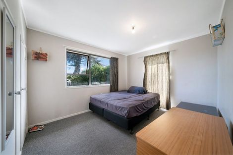 Photo of property in 381 Triangle Road, Henderson, Auckland, 0610