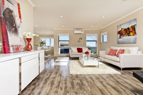 Photo of property in 285 Don Buck Road, Massey, Auckland, 0614