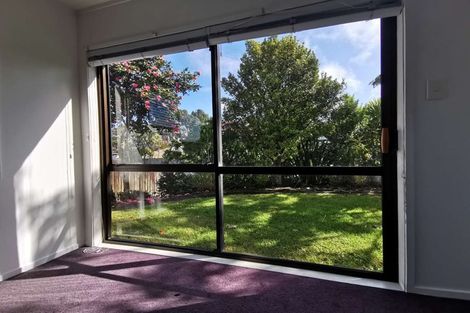 Photo of property in 22 Palomino Drive, Henderson, Auckland, 0612