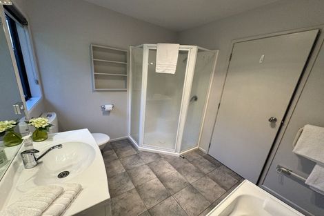 Photo of property in 48 Lucknow Road, Havelock North, 4130