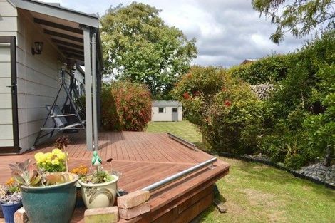 Photo of property in 11 Renata Road, Otaki, 5512