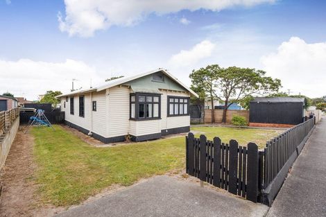 Photo of property in 4 Cuba Street, Marton, 4710